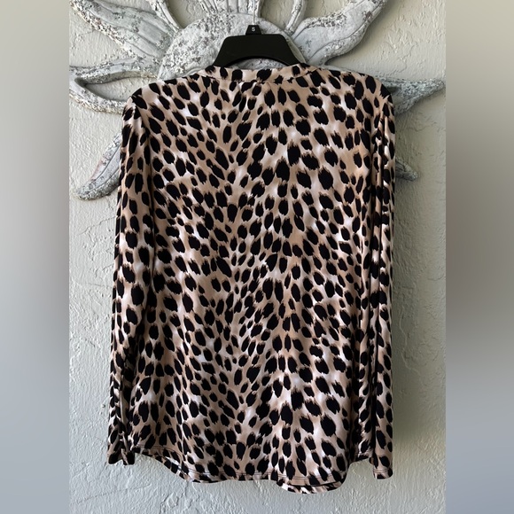 INC International Concepts Ombré Cheetah Zip Pocket Long Sleeve Top Women’s - Picture 4 of 14